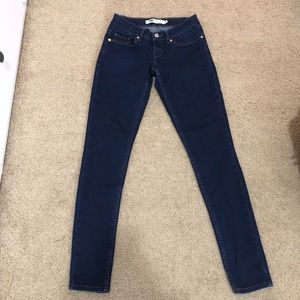 Levi’s 524 Skinny Jeans